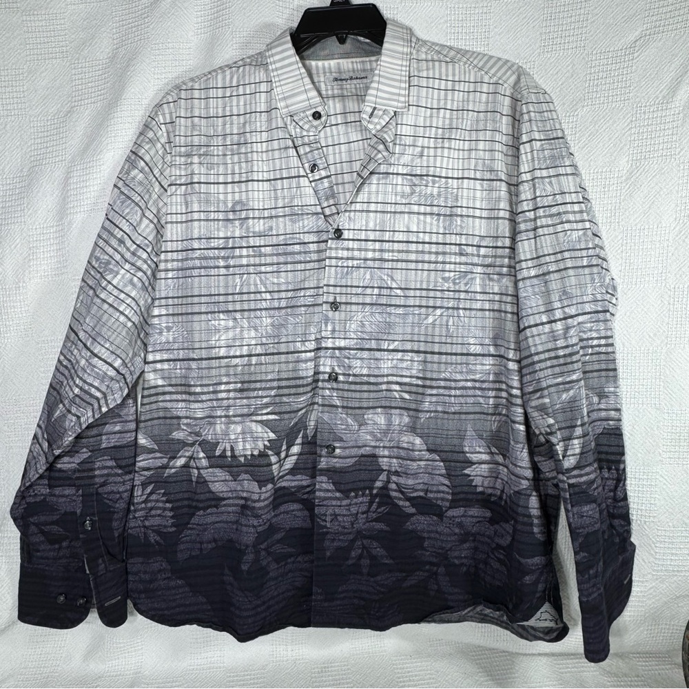 Tommy Bahama Mens Lazlo Lux Fade to‎ Black Button Front Shirt Night Cap Size L